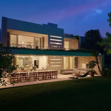 Villa Luxury Beachfront Castello With Private Pool At The Promenade Zlatni Rat At The In - Brac