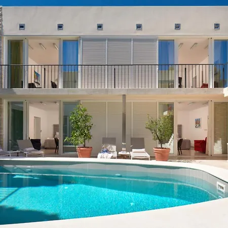 Luxury Beachfront Castello With Private Pool At The Promenade Zlatni Rat At The In - Brac Villa