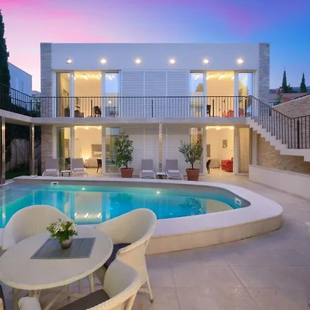 Luxury Beachfront Castello With Private Pool At The Promenade Zlatni Rat At The In - Brac *