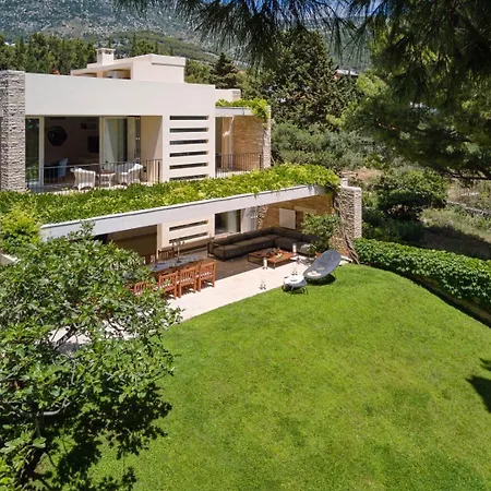 Villa Luxury Beachfront Castello With Private Pool At The Promenade Zlatni Rat At The In - Brac Bol