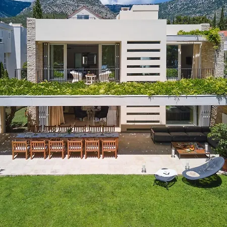 Luxury Beachfront Castello With Private Pool At The Promenade Zlatni Rat At The In - Brac Bol